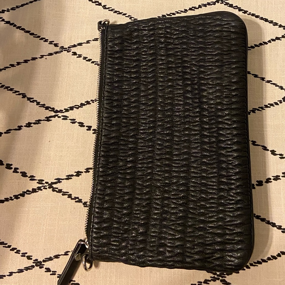Black Clutch